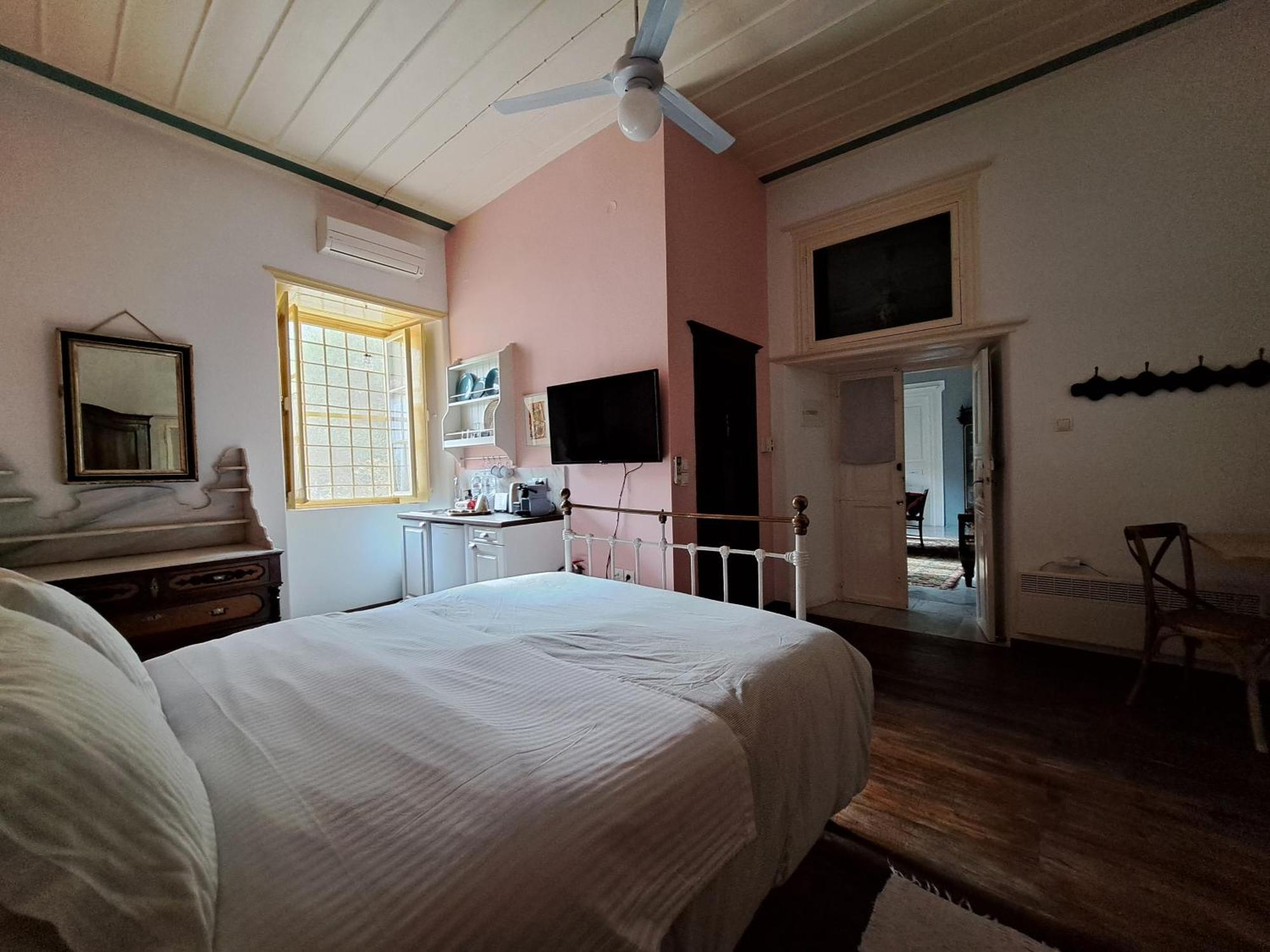 Rafalias Mansion 伊兹拉 客房 照片